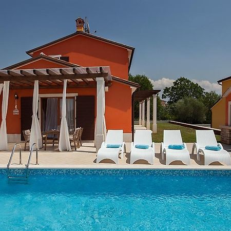 Villas Vilanija أوماغ المظهر الخارجي الصورة
