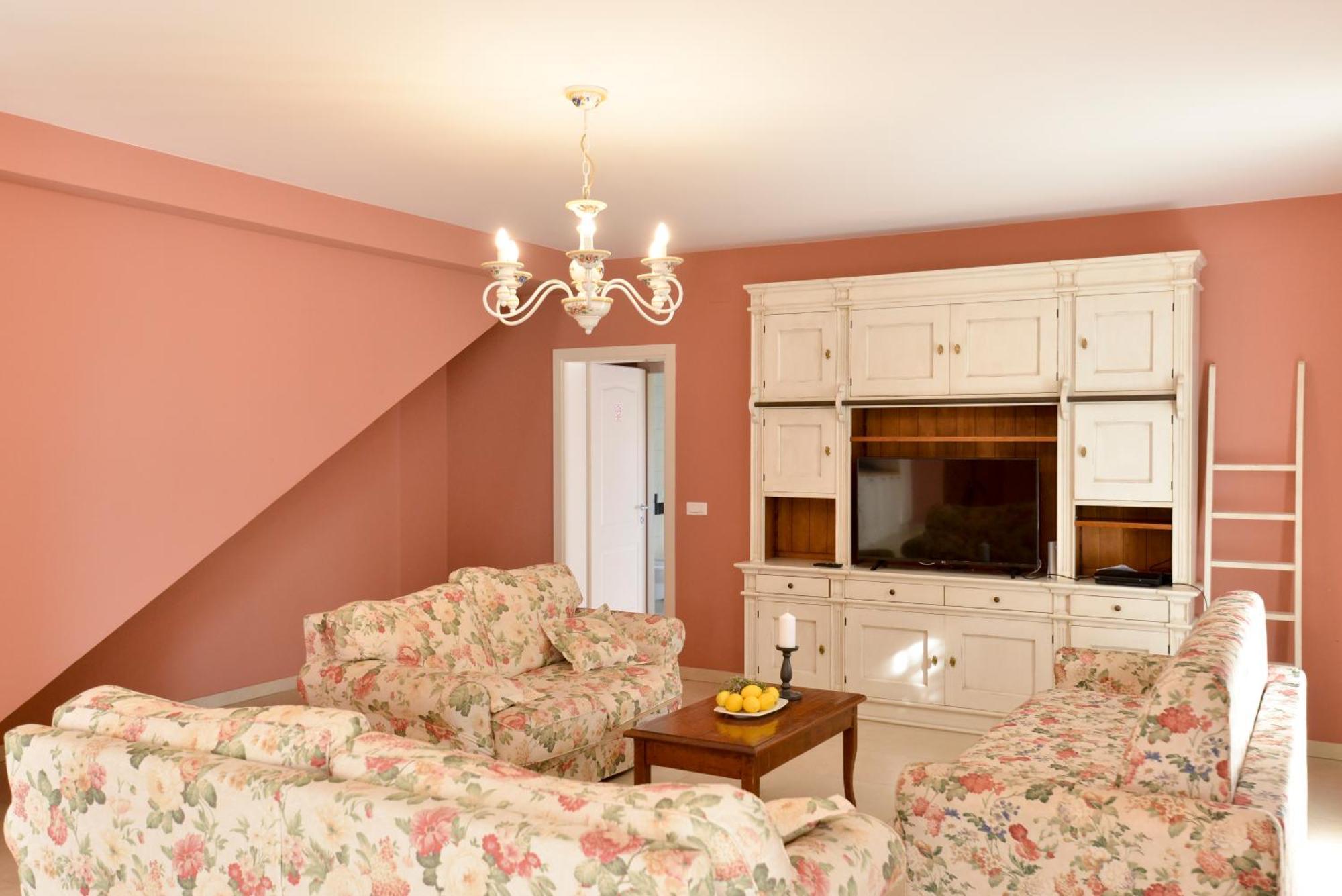 Villas Vilanija أوماغ المظهر الخارجي الصورة