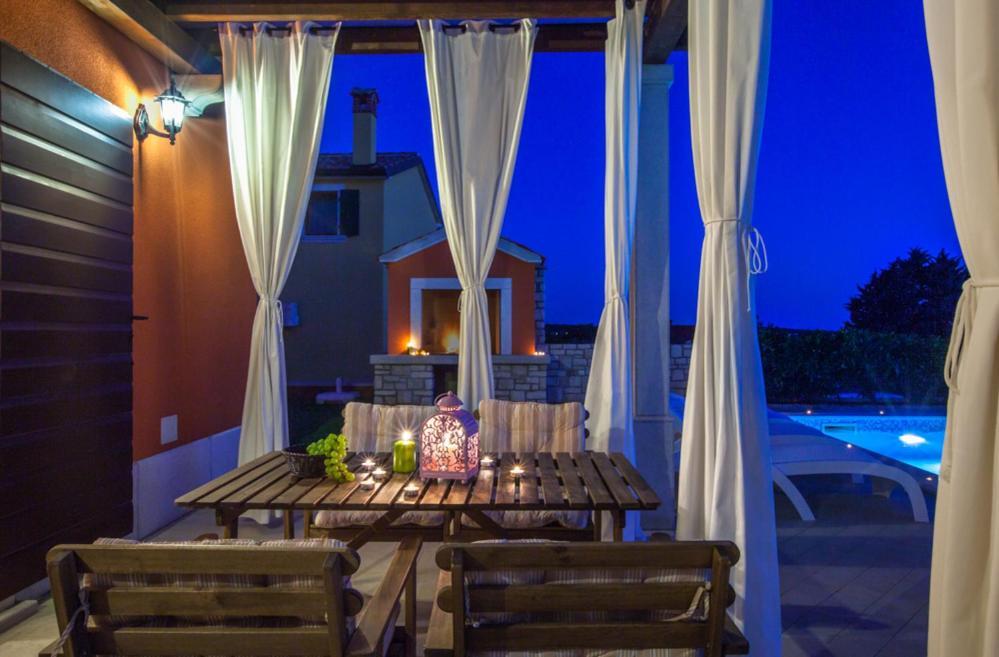 Villas Vilanija أوماغ المظهر الخارجي الصورة